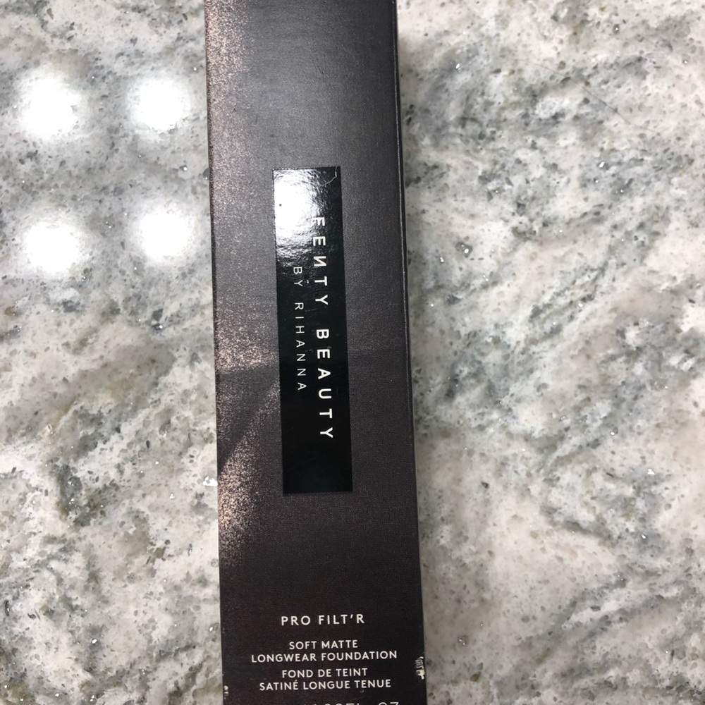 FENTY BEAUTY PRO FILT’R FOUNDATION